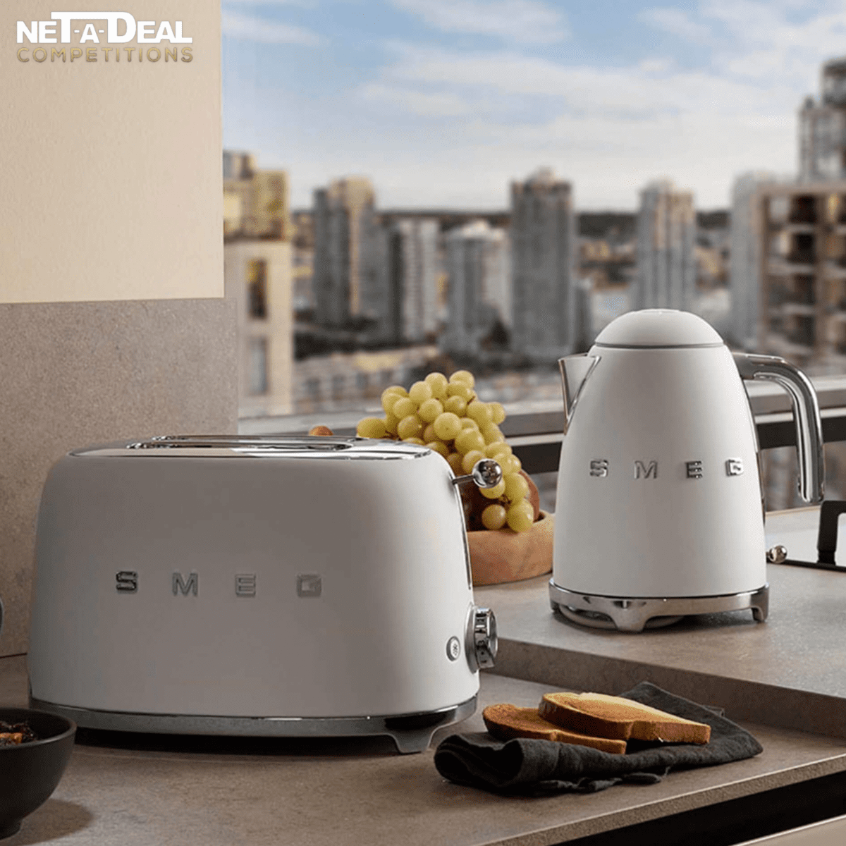 SMEG Kettle & Toaster Bundle